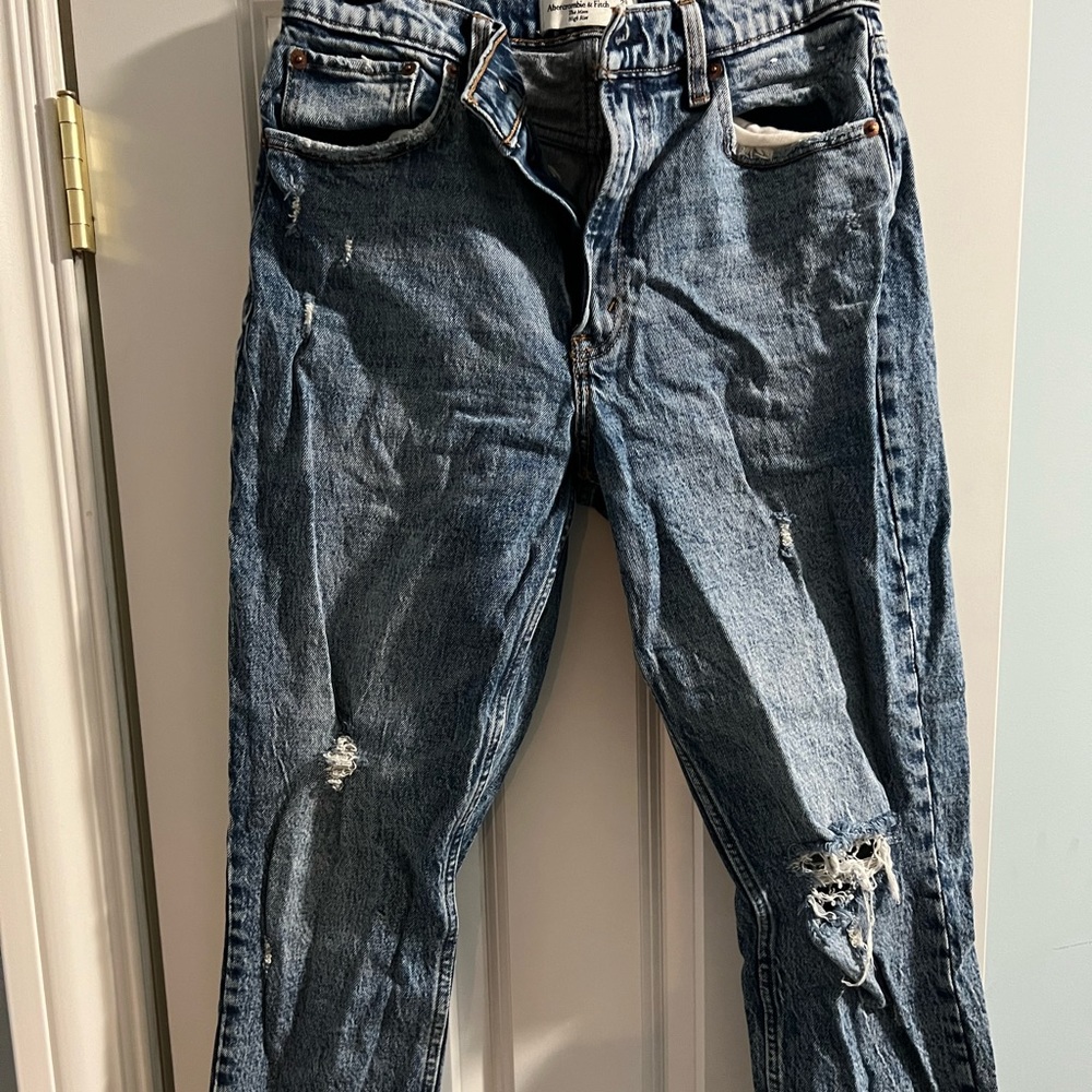 Abercrombie High Rise Mom Jeans